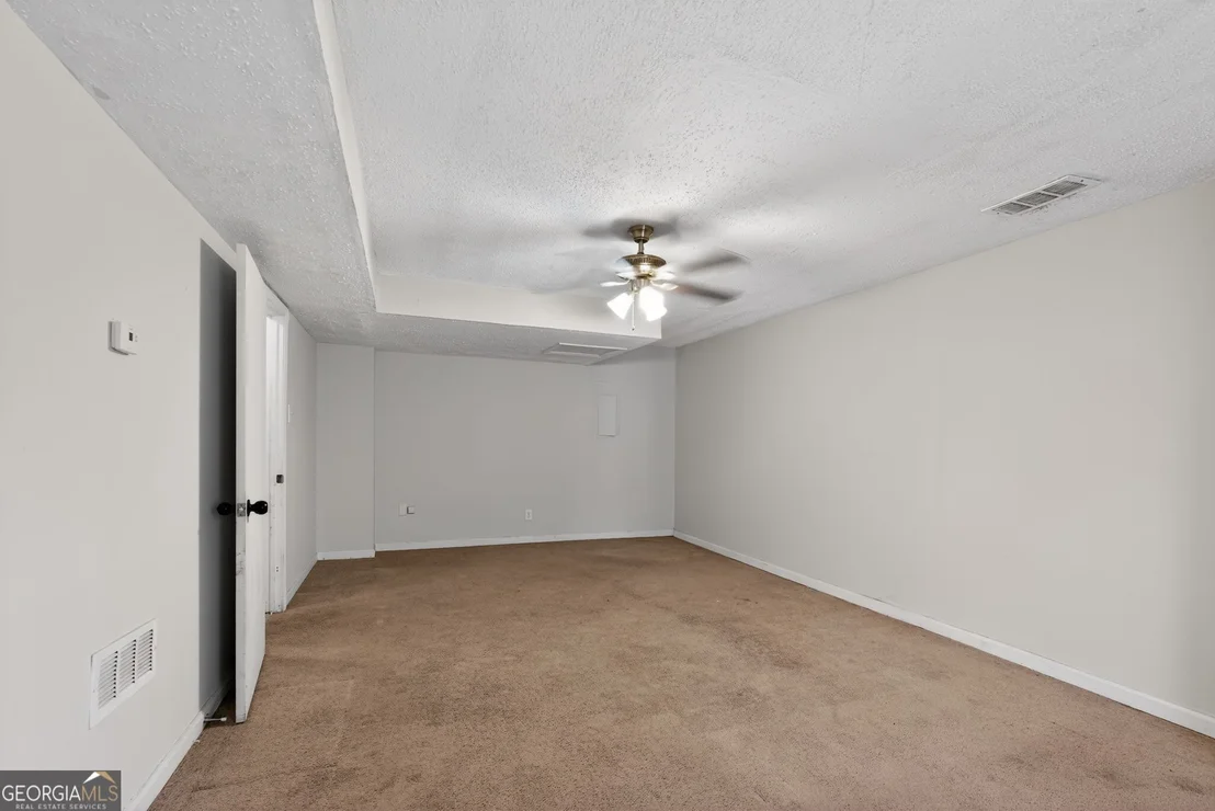 Photo of 879 Lost Creek Circle