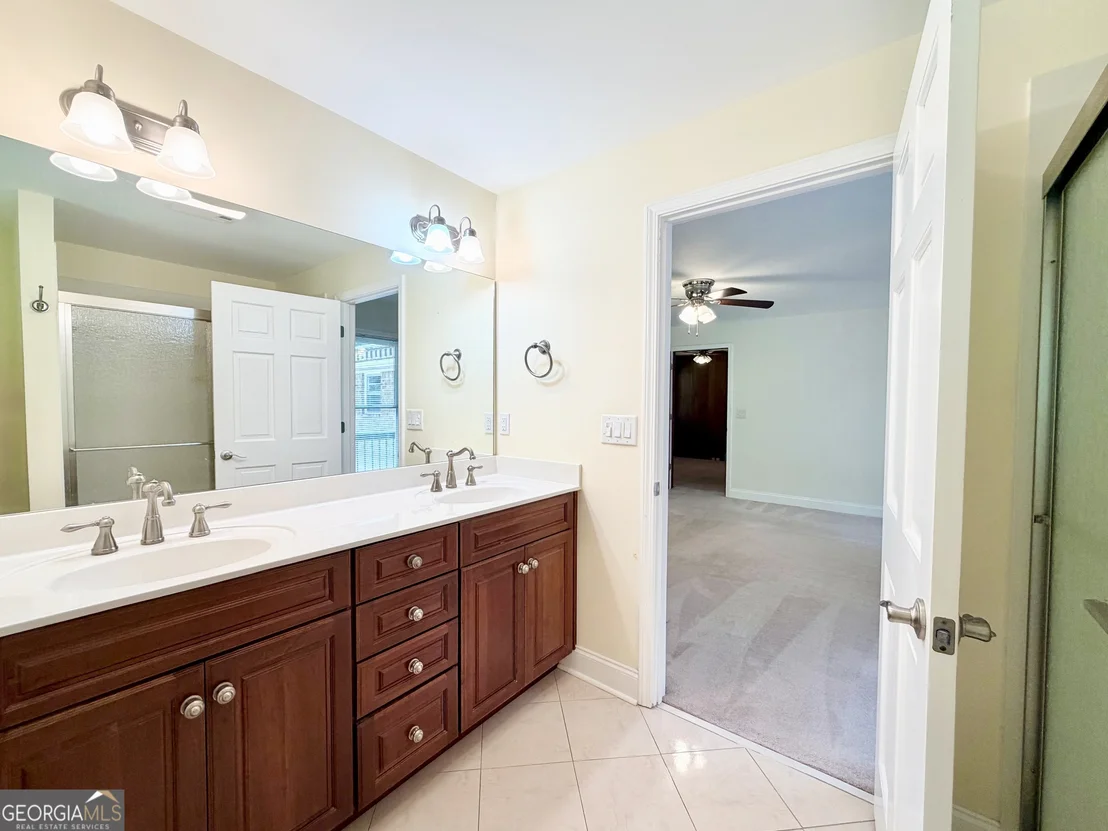 Photo of 345 Elliott Road