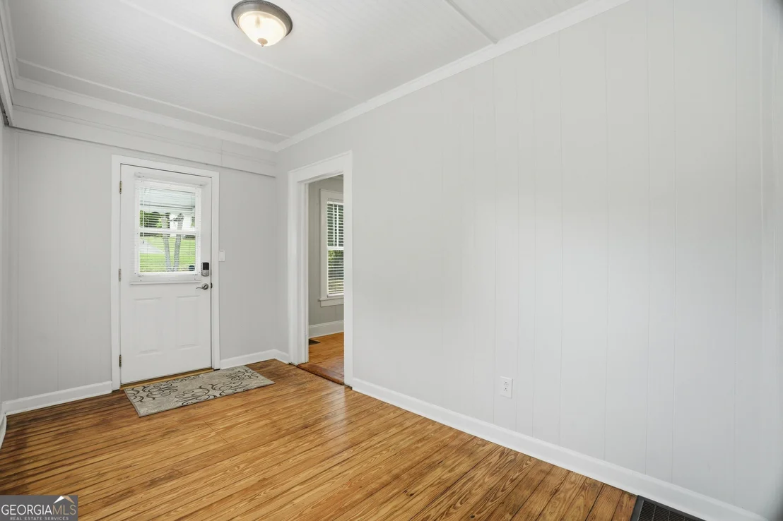 Photo of 3022 Maple Road SE