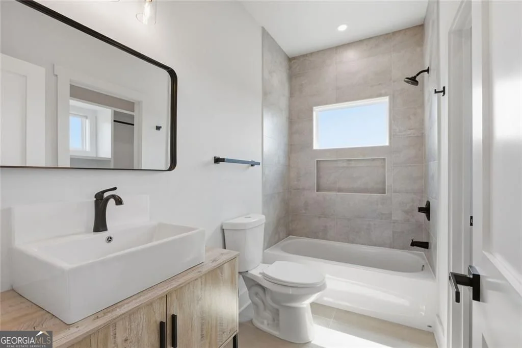 Photo of 5746 Avalon Commons Way