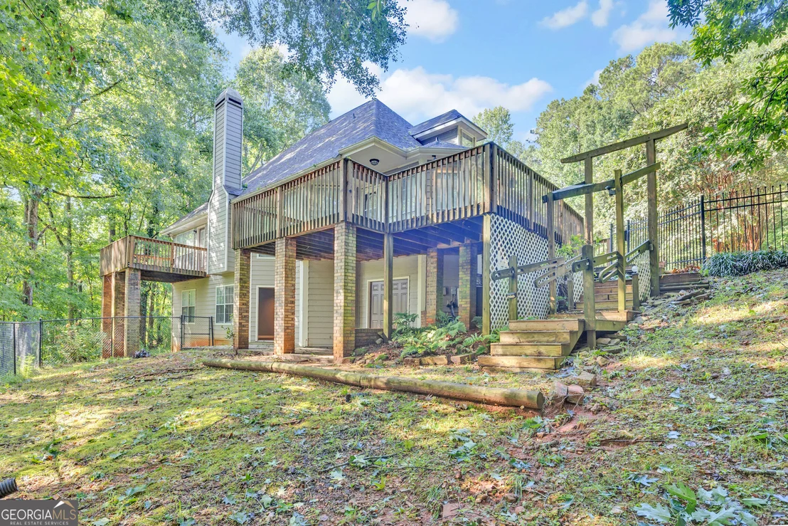 Photo of 1770 River Bluff Road