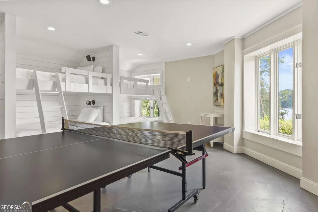 Photo of 2265 Sidney Drive