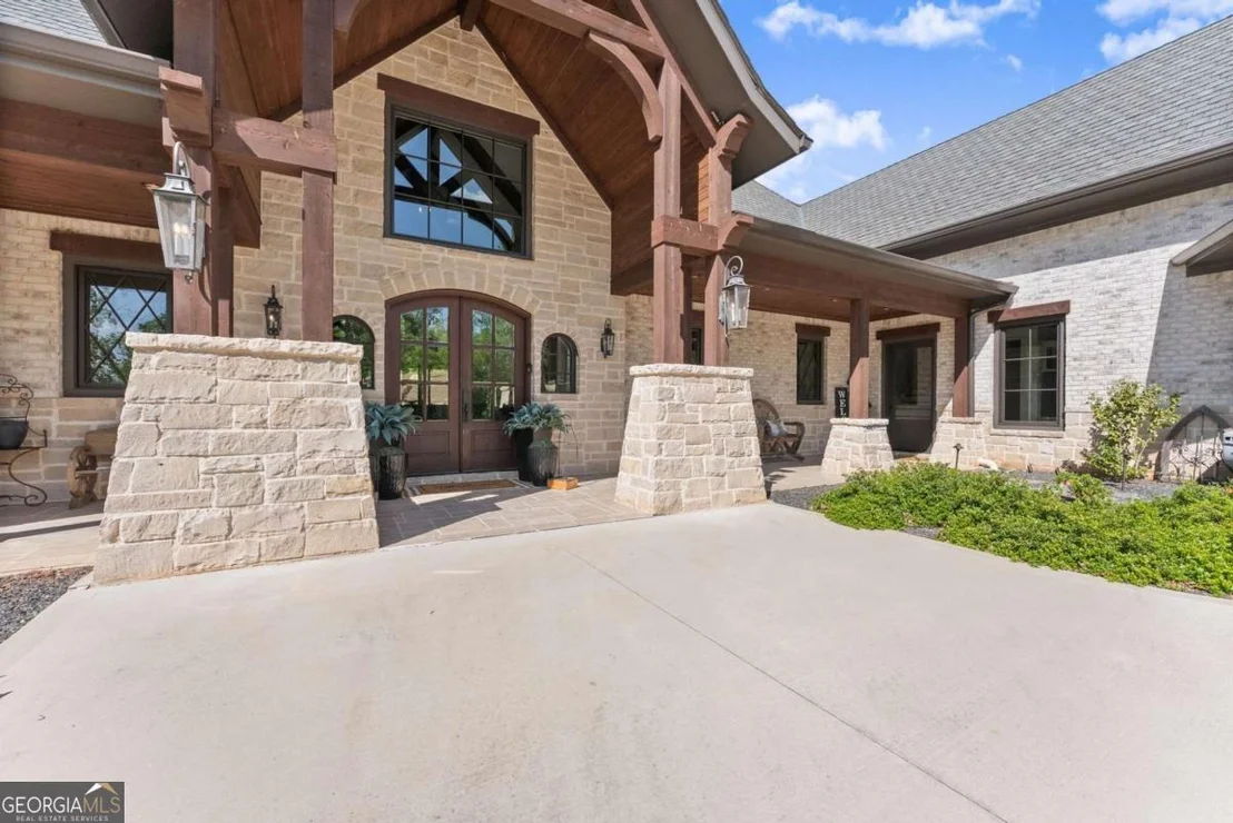 Photo of 3263 Tanners Mill Road