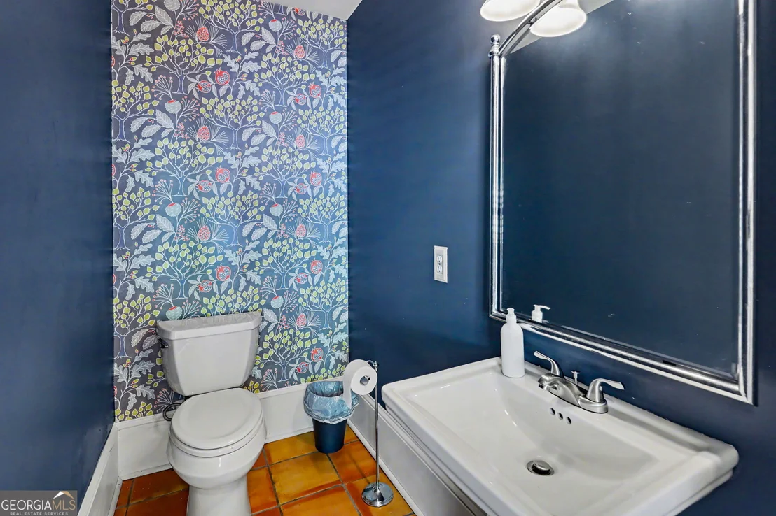 Photo of 33 Maple Street