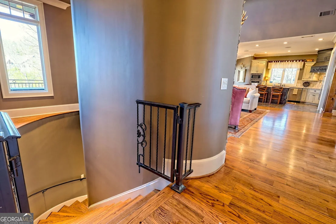 Photo of 689 Waterfall Drive