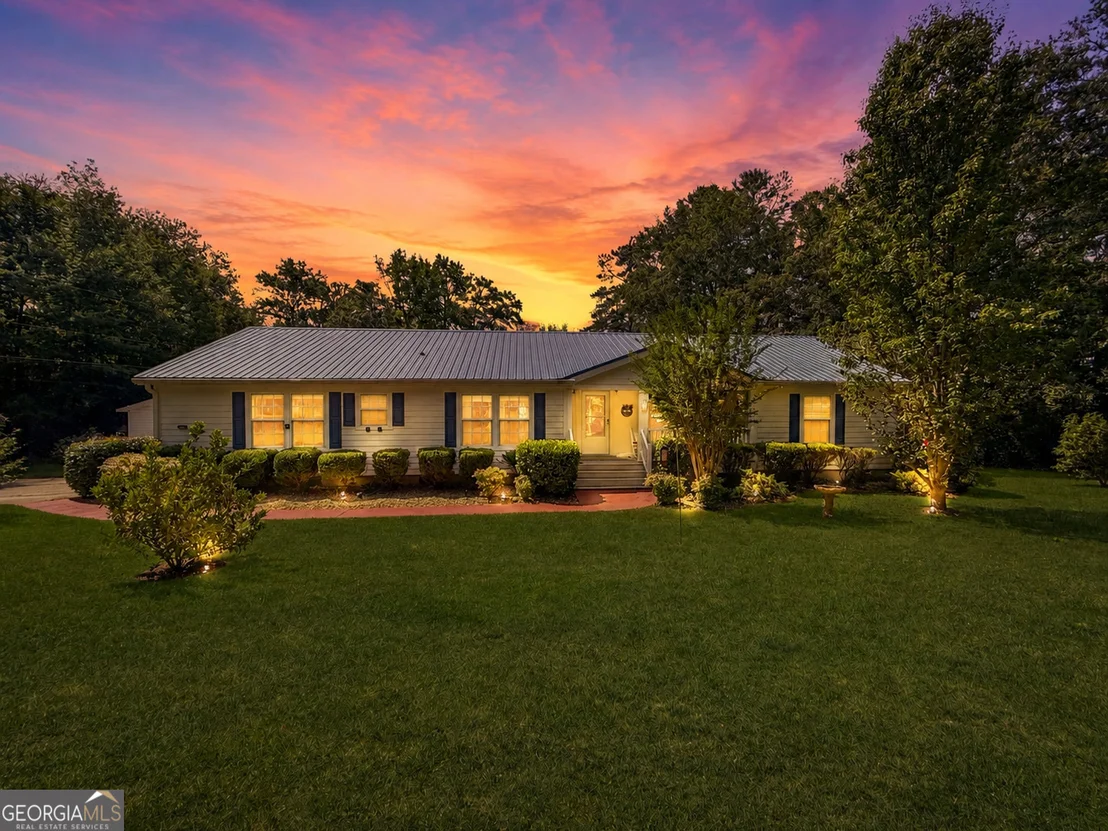 Photo of 266 Pioneer Trail