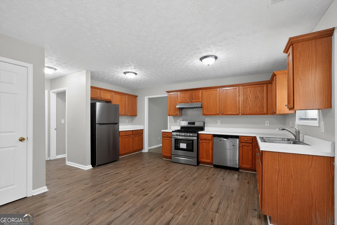 Photo of 784 Sinclair Way