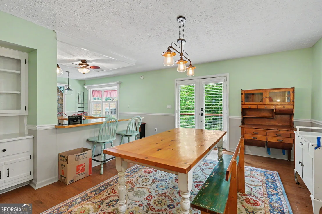 Photo of 854 Saddleback Circle