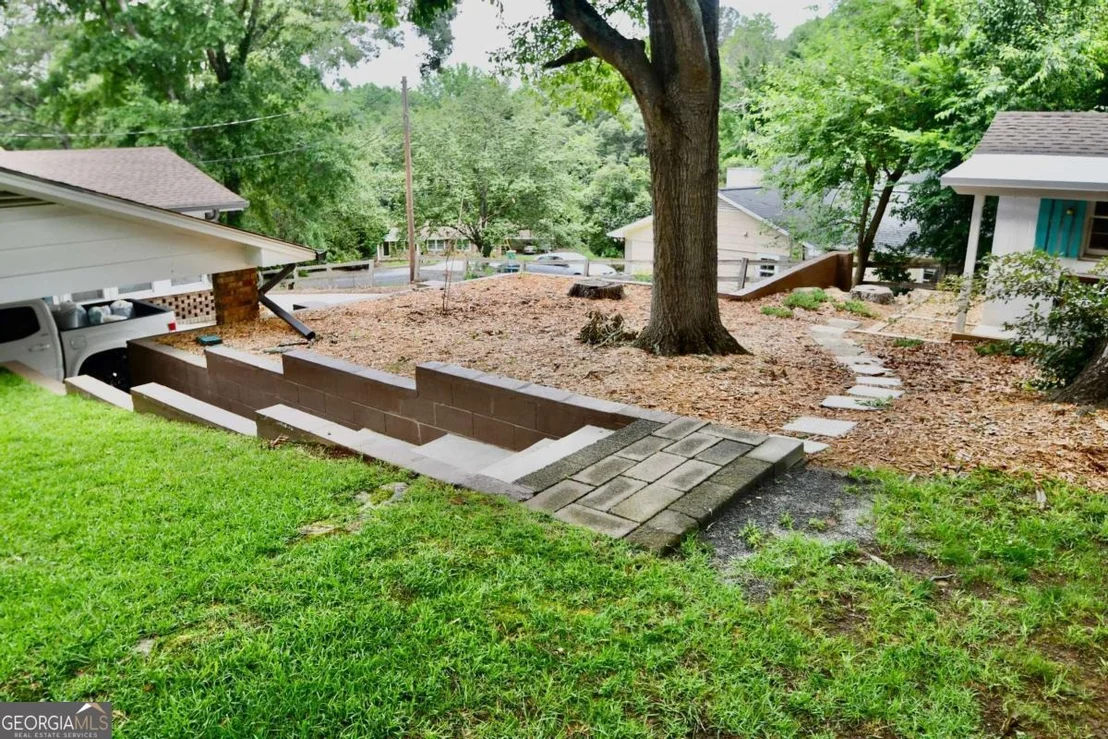 Photo of 280 Valleybrook Drive
