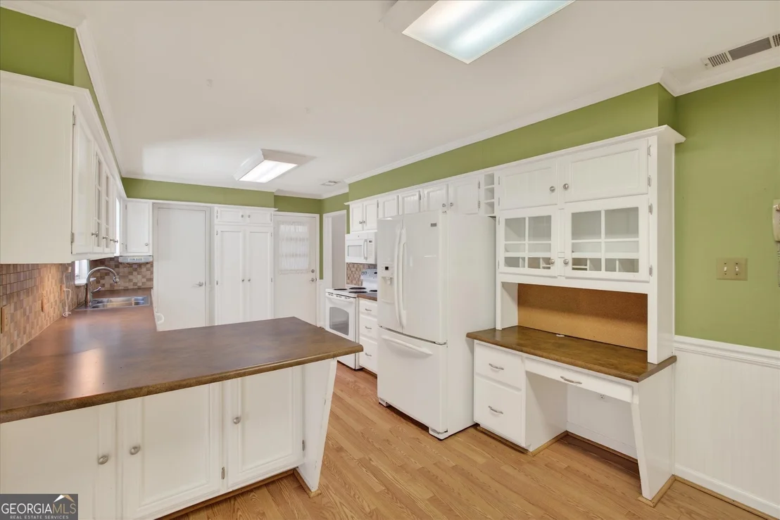 Photo of 144 Lewis Drive