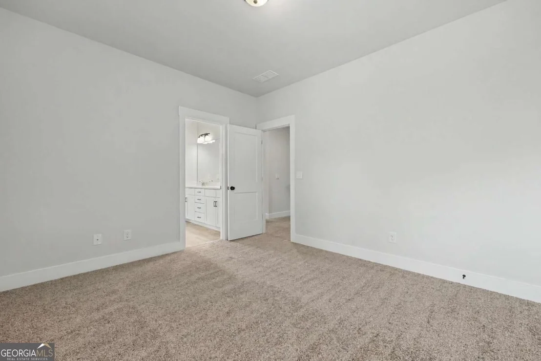 Photo of 2606 Traditions Way