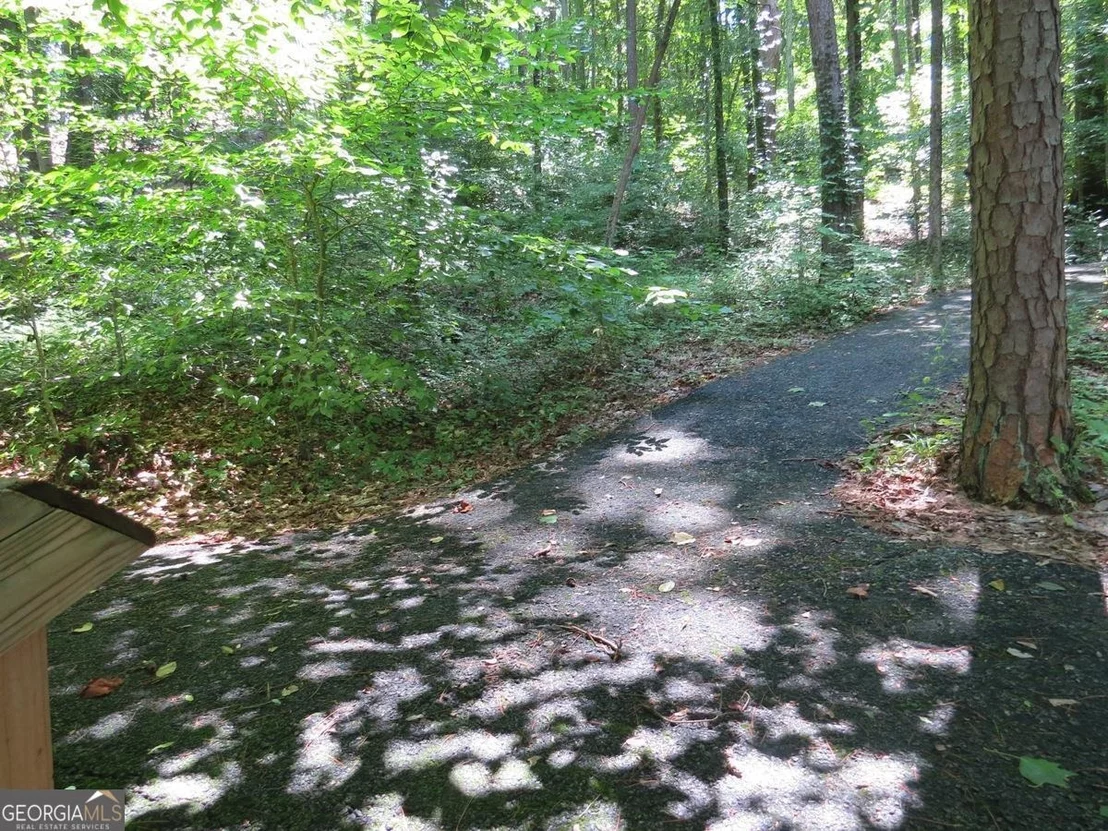 Photo of 237 Waters Edge Court
