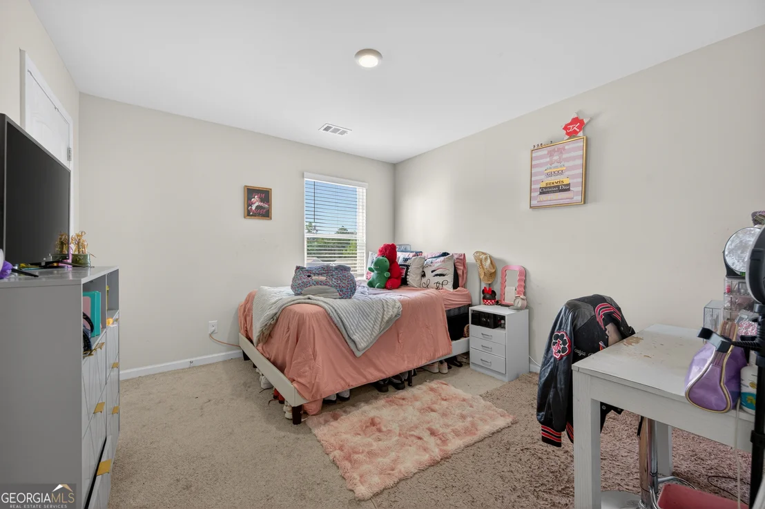 Photo of 401 Hughes Lane