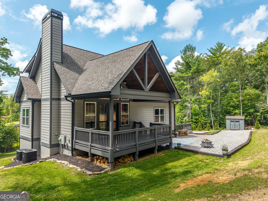 Photo of 396 Greenfield Road