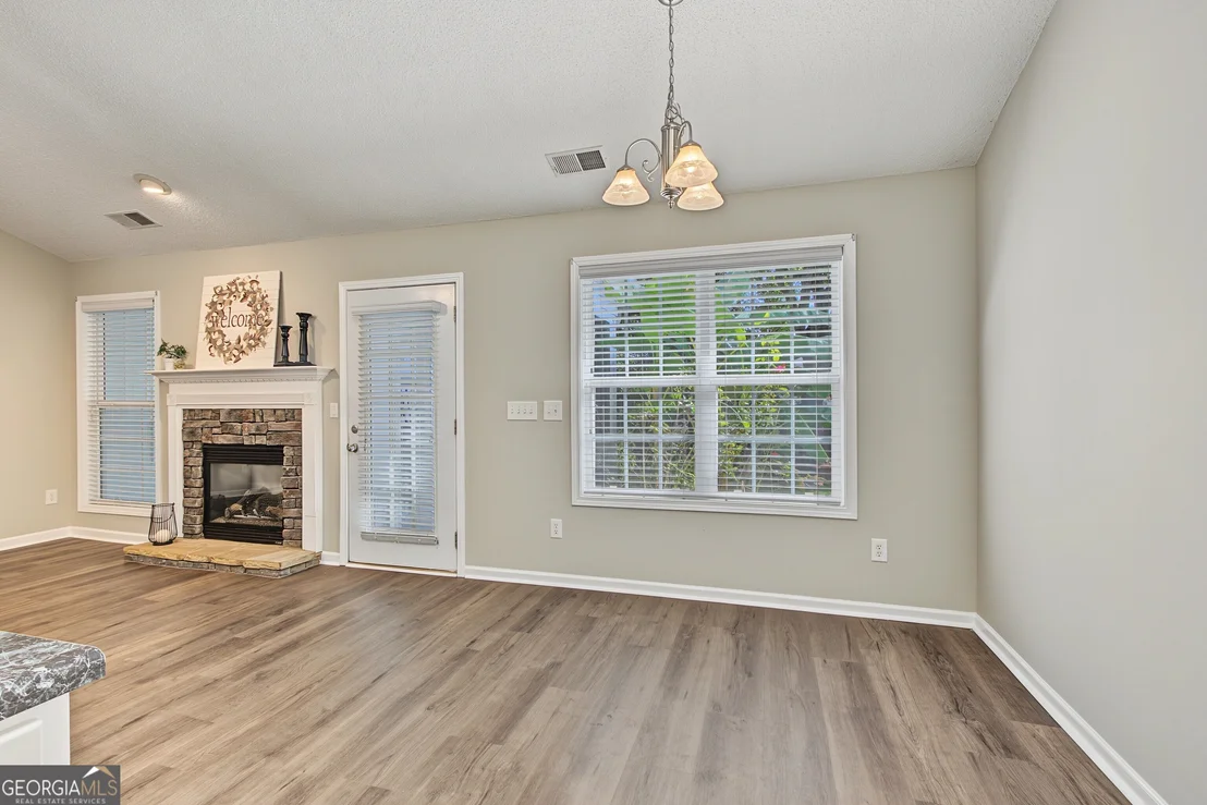 Photo of 70 Green Spring