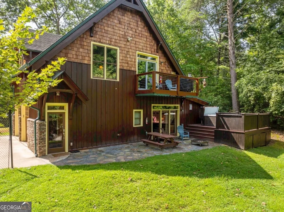 Photo of 83 Riverview Circle