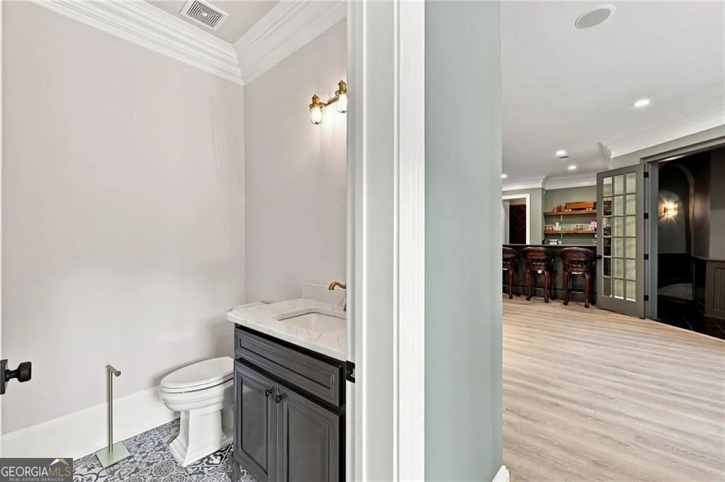 Photo of 6756 Hedge Row Lane