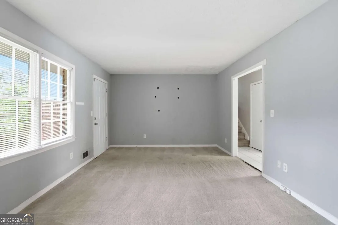 Photo of 1614 Devon Court