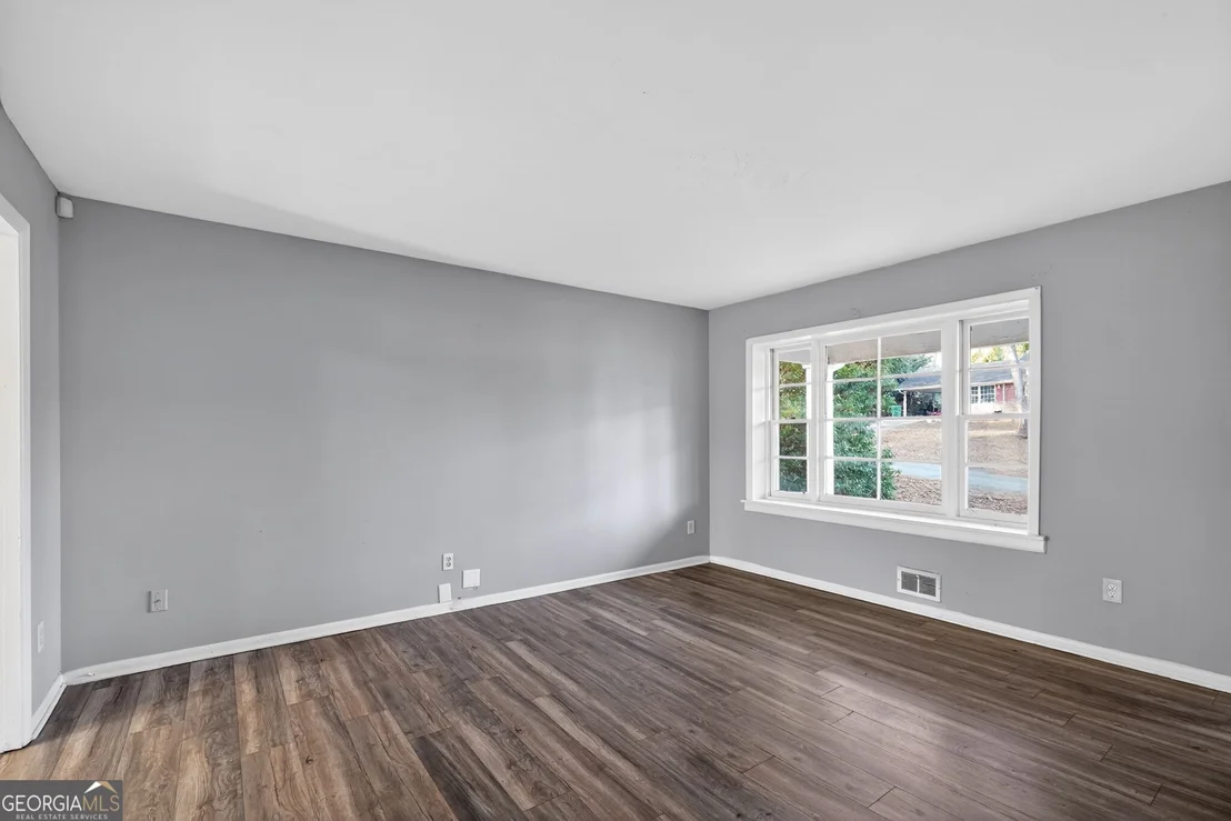 Photo of 1615 Pine Glen Circle