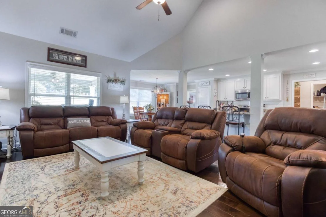Photo of 1712 Whitlock Lane