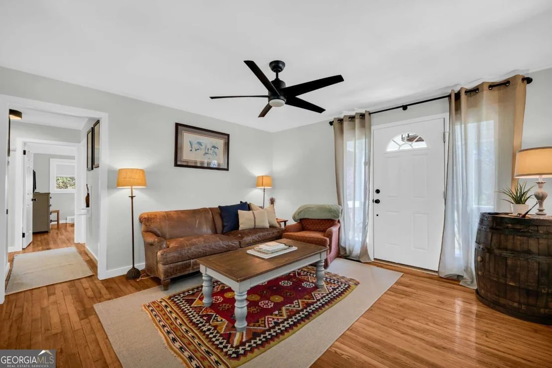 Photo of 330 Pine Needle Road