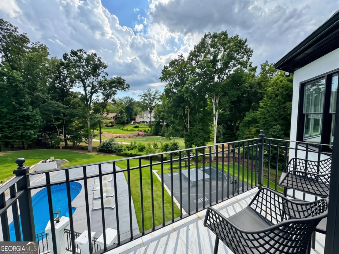 Photo of 302 Shadow Glen