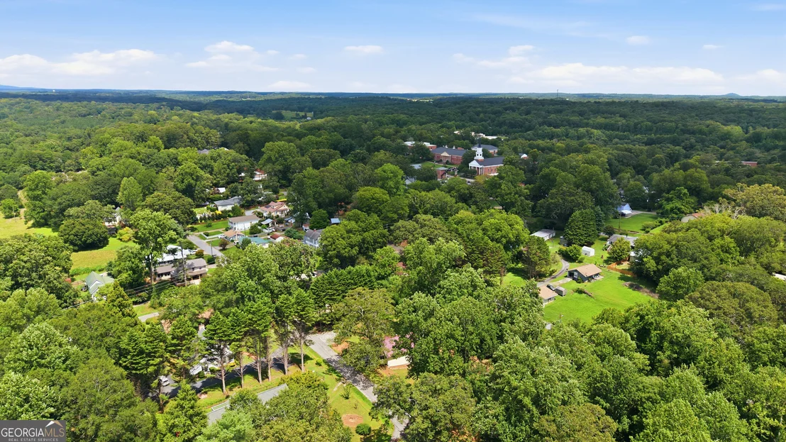 Photo of 407 Cedar Avenue