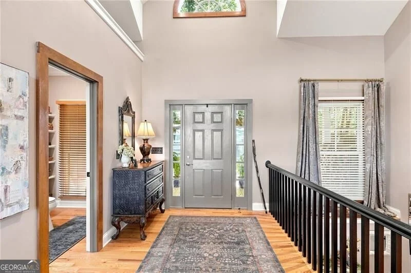 Photo of 1458 Valley View Drive