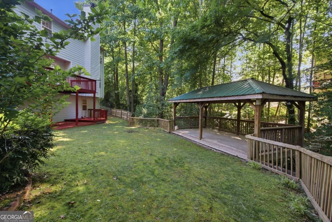 Photo of 3385 Northcliff Drive