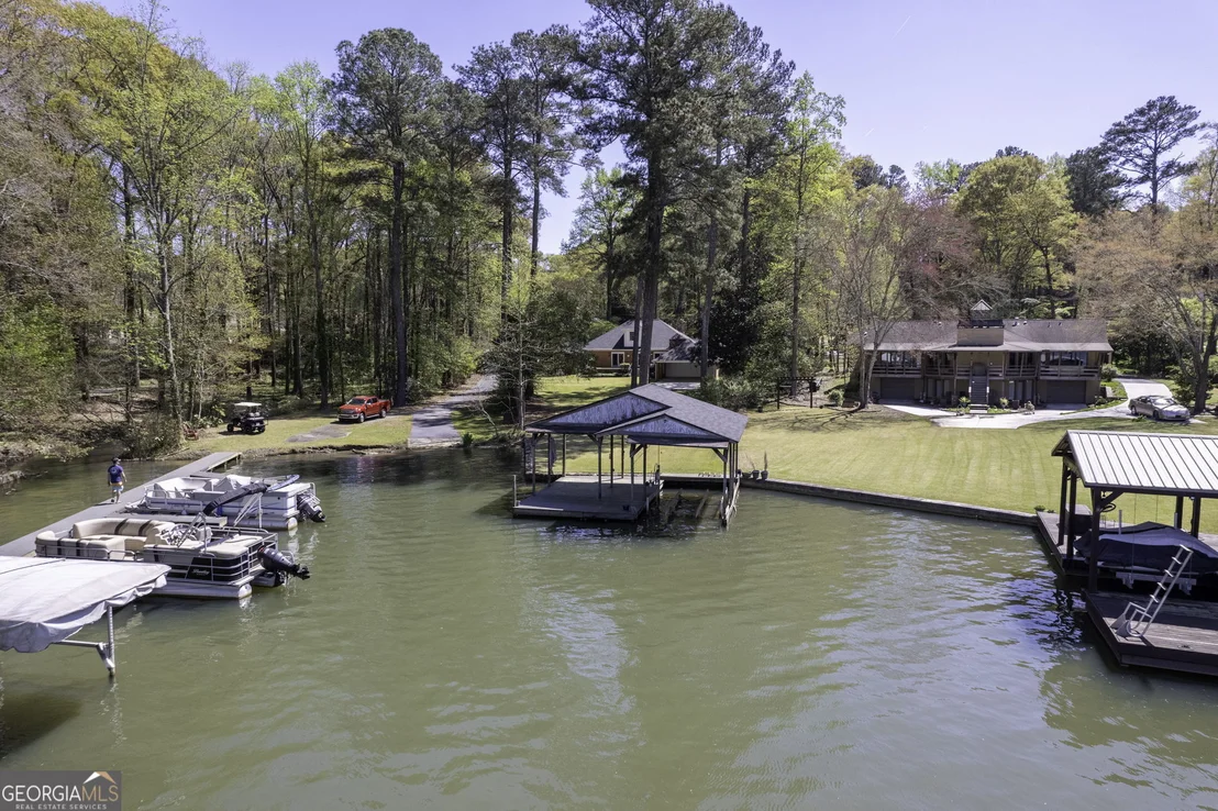 Photo of 2506 Emerald Drive