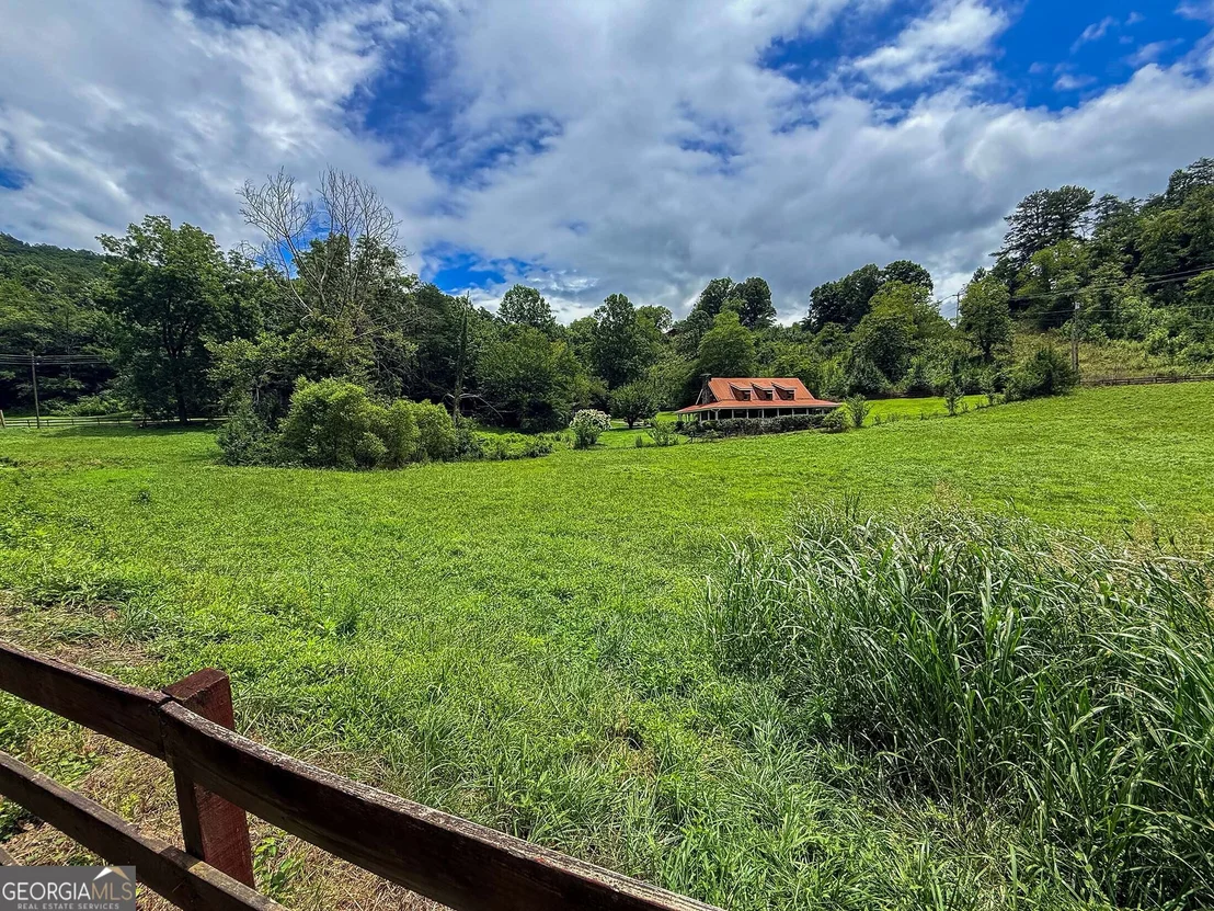Photo of 122 Crawford Cove Road