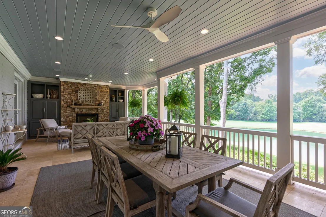 Photo of 711 Bluff Road