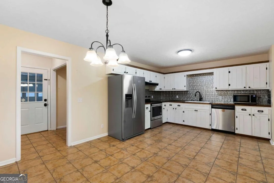 Photo of 25 Shadowood Lane