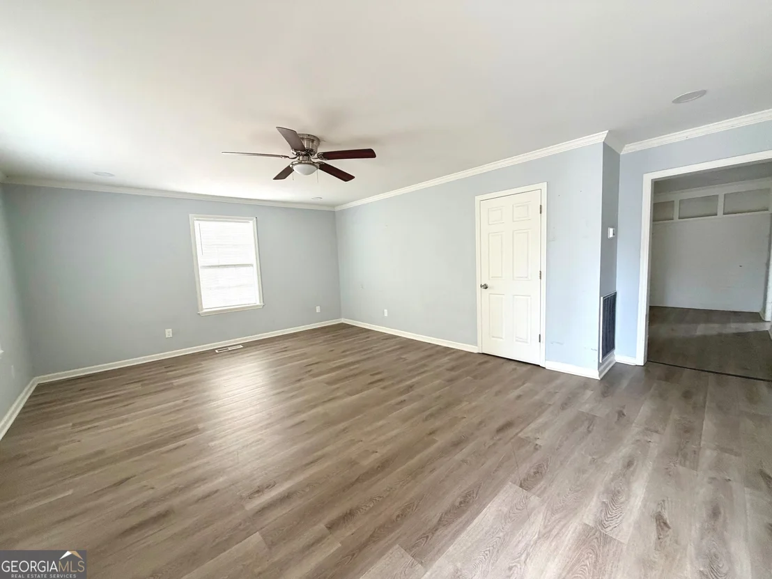 Photo of 40 Edgewood Avenue