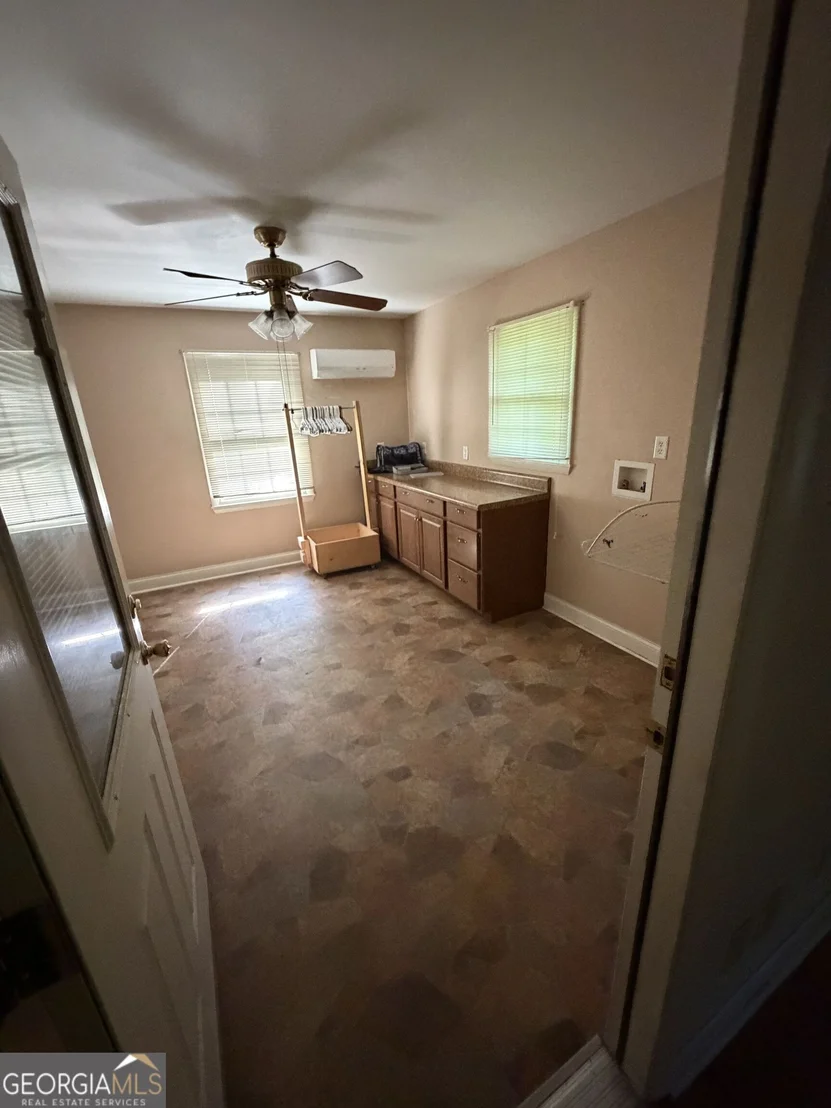 Photo of 57 brown Circle