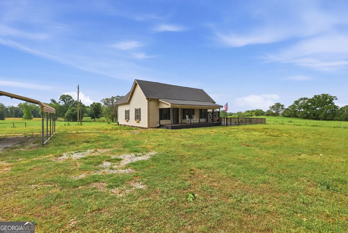 Photo of 5525 Sandy Cross Road