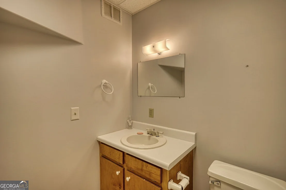 Photo of 2665 Macedonia Road