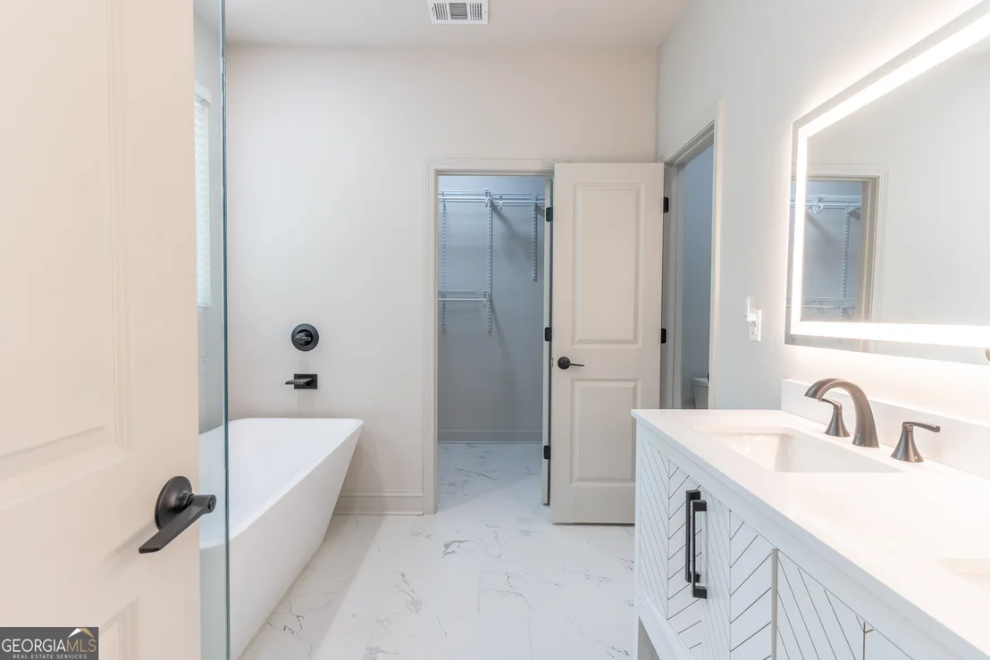 Photo of 281 Ruby Lane