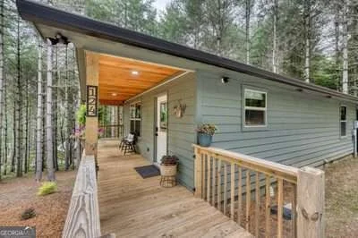 Photo of 124 Lakeside Estates Drive