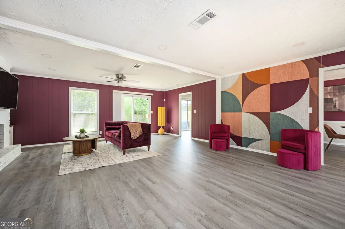 Photo of 1130 Mannbrook Drive