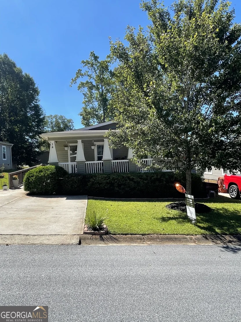 Photo of 14 Redwood Circle