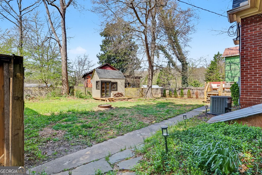 Photo of 33 Maple Street