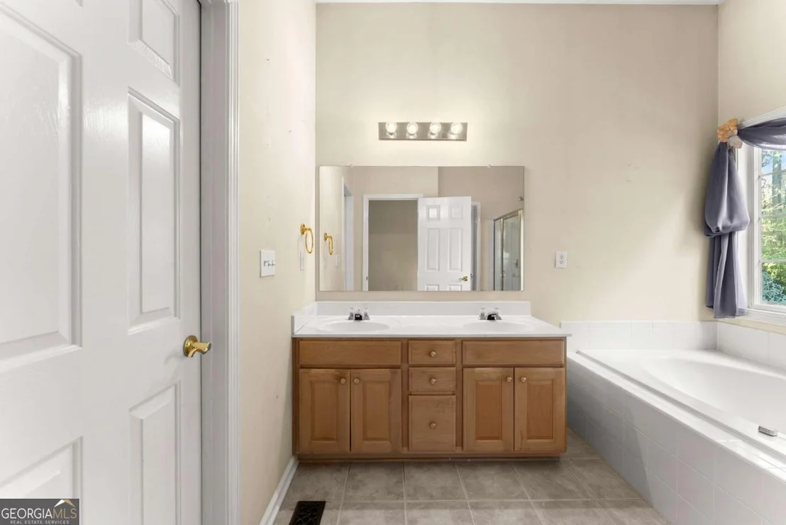 Photo of 2628 Adair Trail