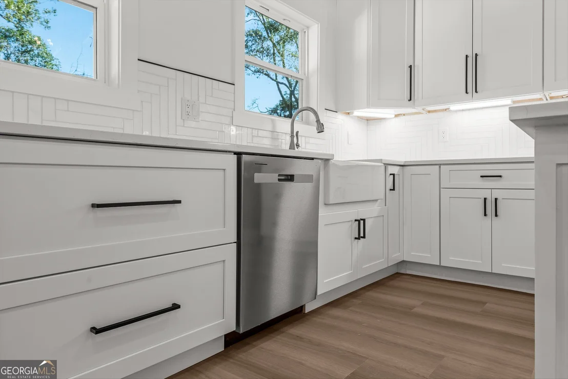 Photo of 3288 W US-280