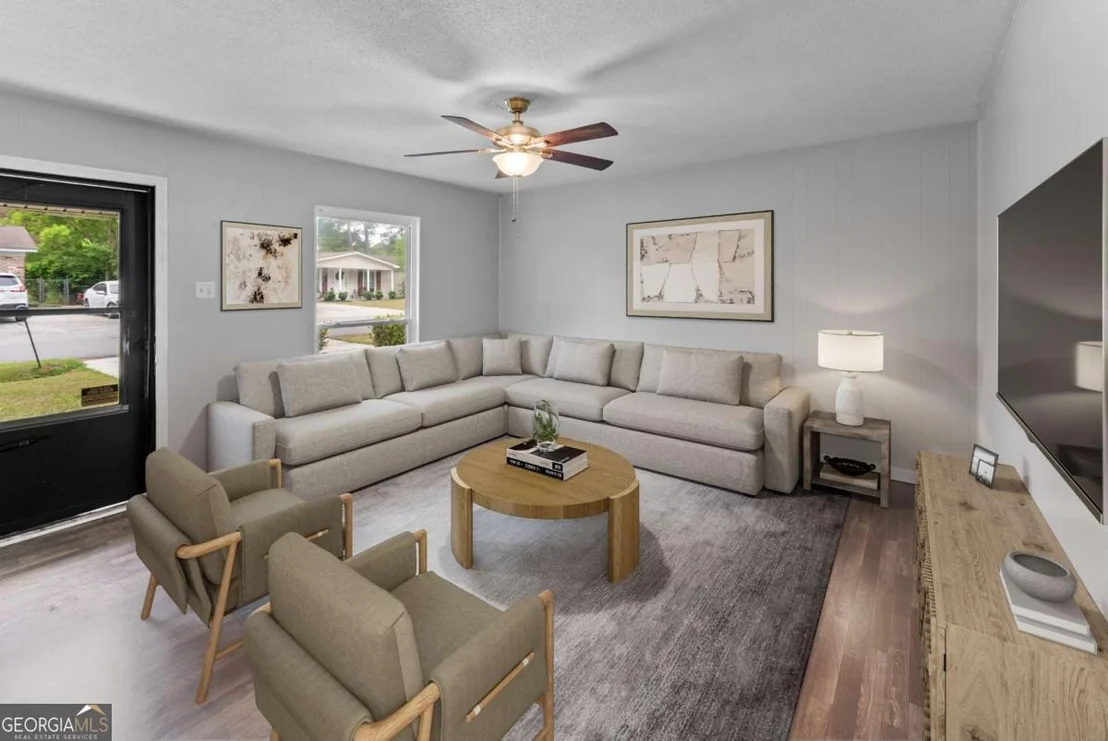 Photo of 320 W Whatley Street