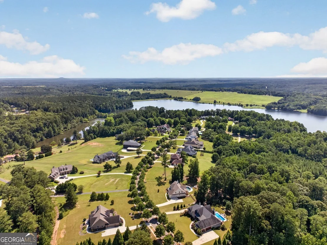 Photo of 417 Fox Valley Drive