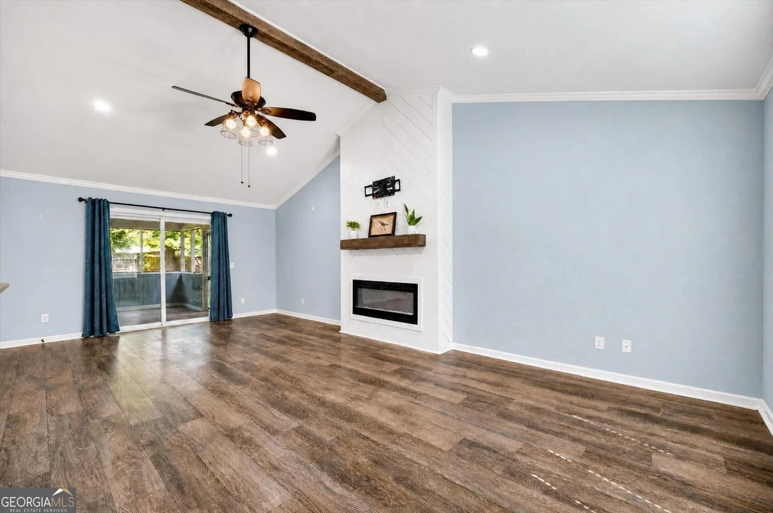 Photo of 214 Jefferson Circle SE