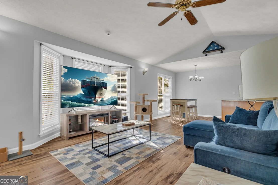 Photo of 415 Ivory Drive