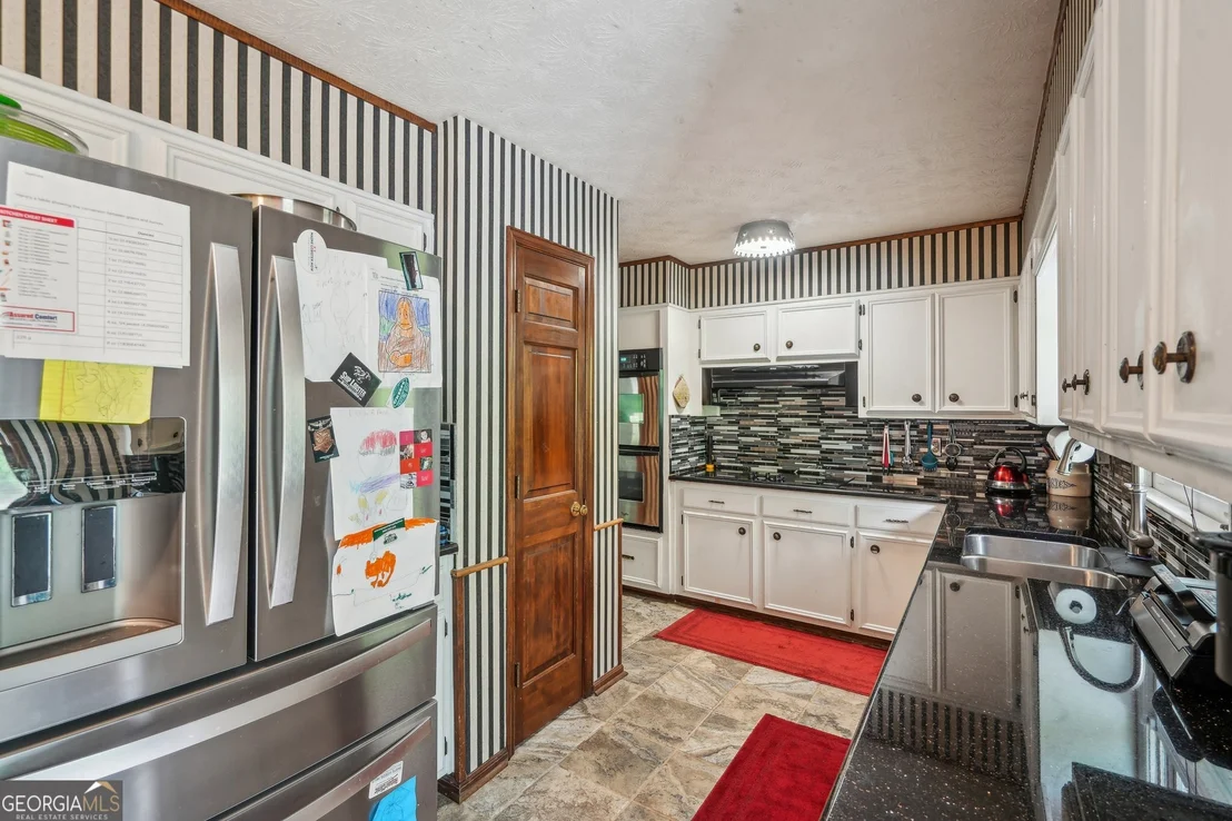 Photo of 8540 Ridge Road
