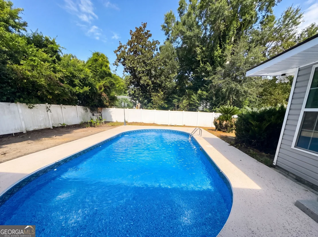 Photo of 1625 Windsor Drive